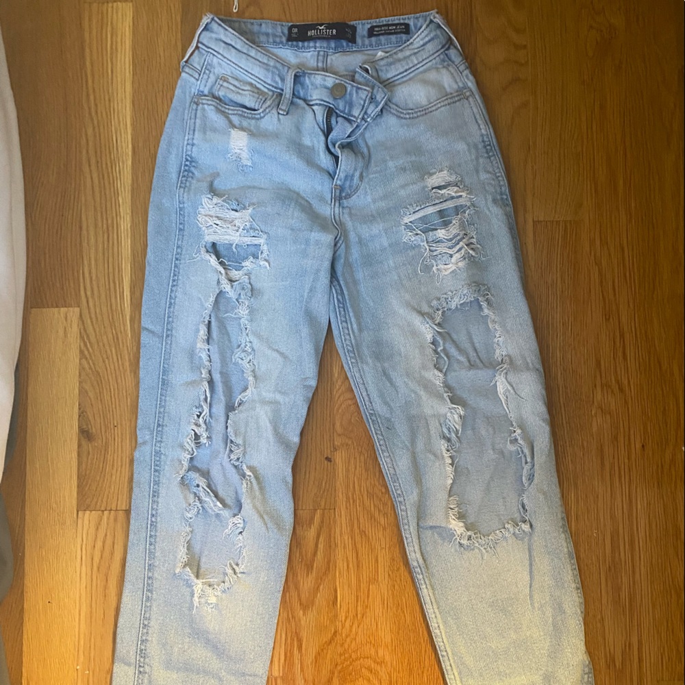 Hollister jeans